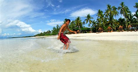 Cheap flights from Davao City (DVO) to Bohol Island (TAG).
